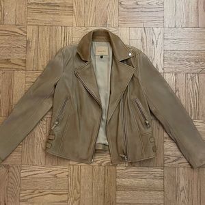 Massimo Dutti Leather Jacket! Great Condition! Size M